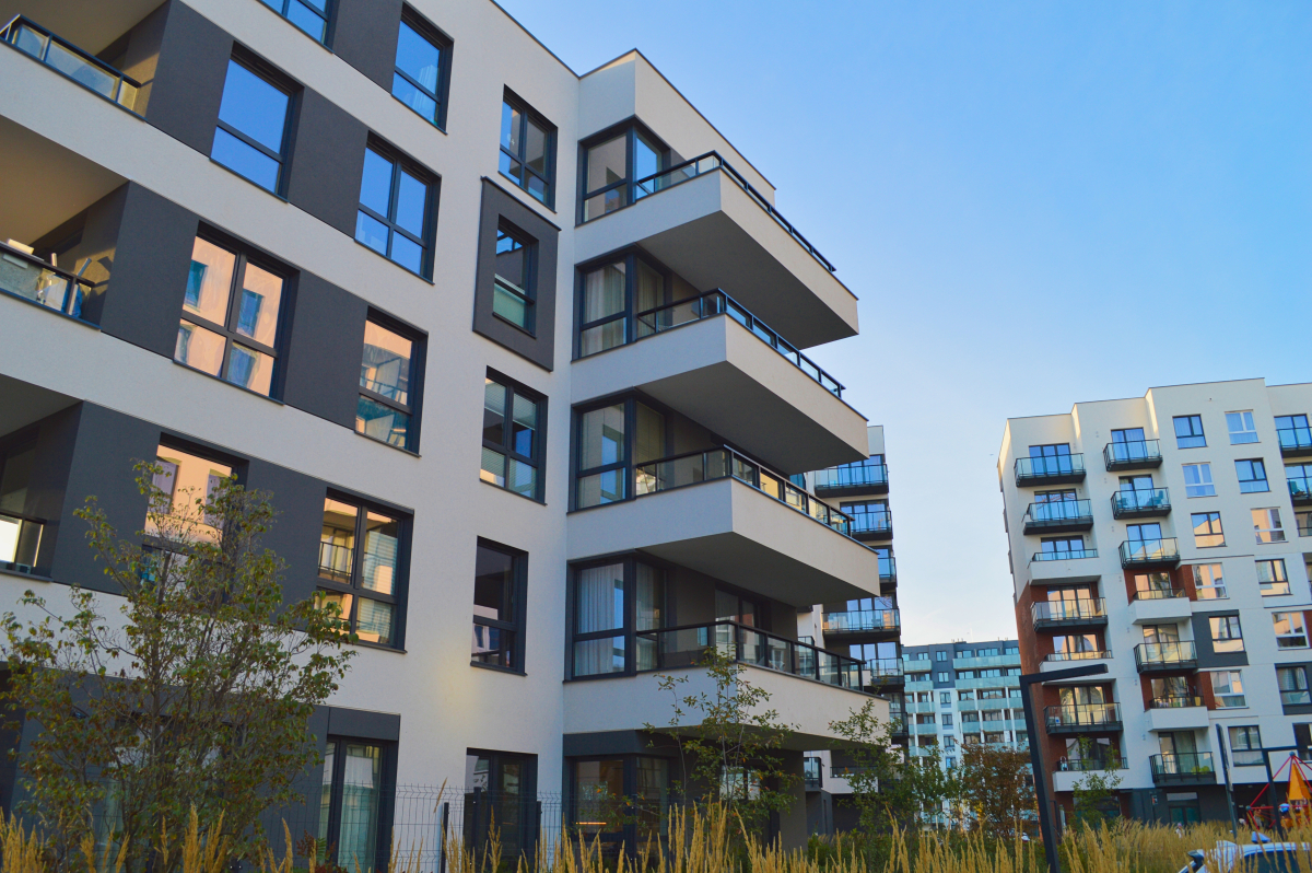 Nemovitosti a stavebnictví